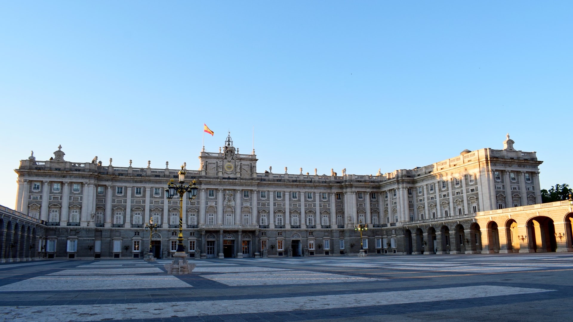 España, un paraíso lleno de posibilidades gracias a la Golden visa para peruanos