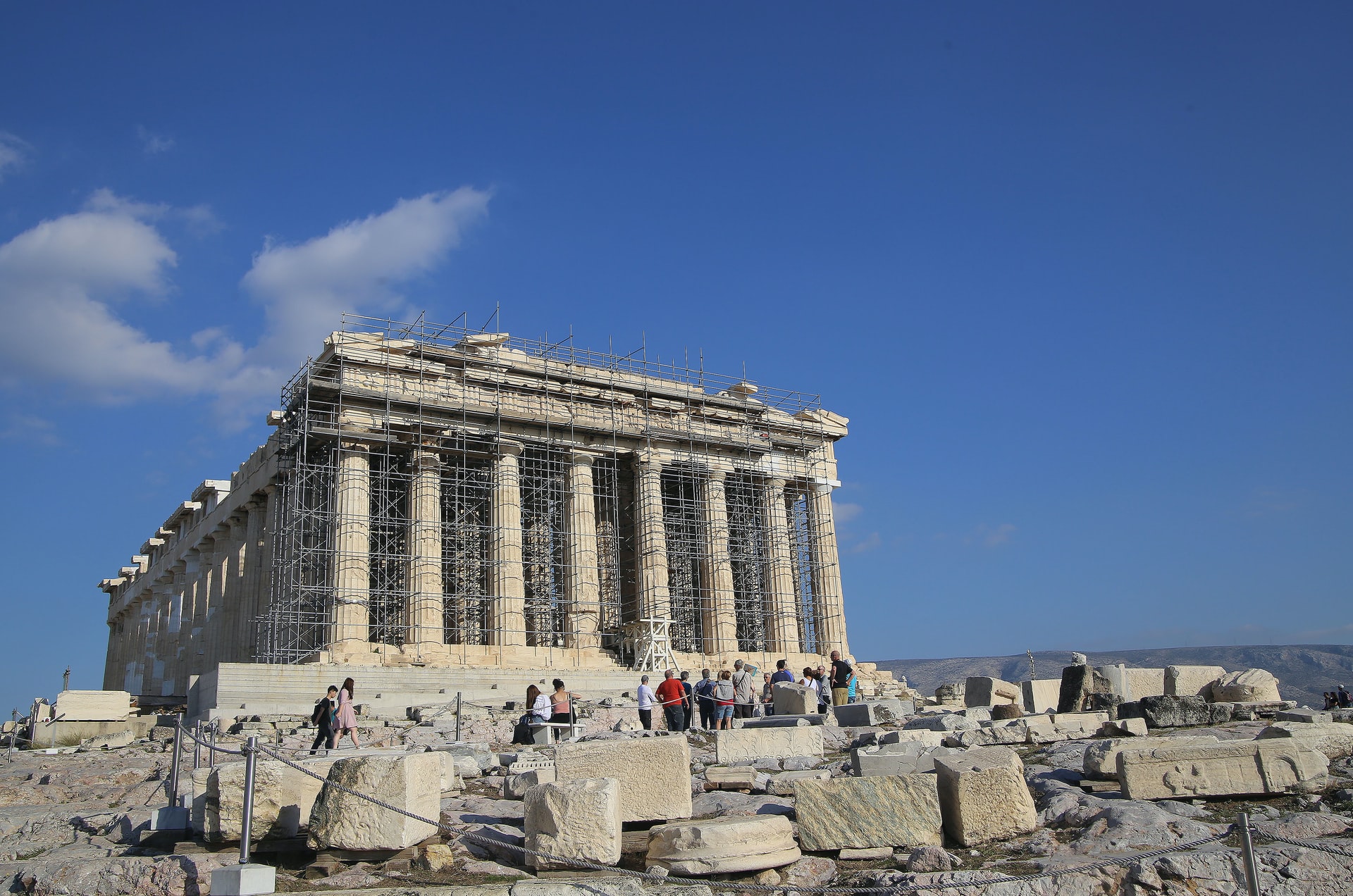 ¿Por qué invertir en inmuebles en Atenas?