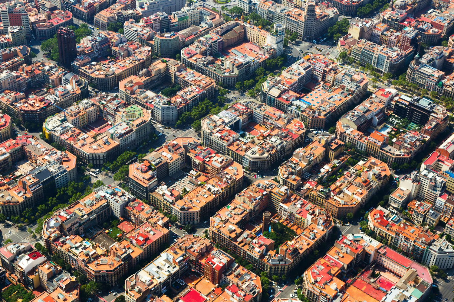Living in Barcelona: Complete Expat Guide